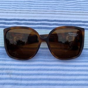 Burberry authentic sunglasses tortoise